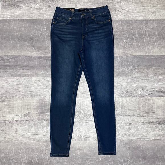 One 5 One Dark Wash Skinny Jean NEW Women 6 / 28 (28X28) High Rise Bombshell Fit - Picture 1 of 5